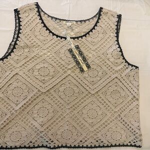 Ultra Pink Crochet Boho Sleeveless Women’s Vest Cottagore -Cream&Black Large NWT